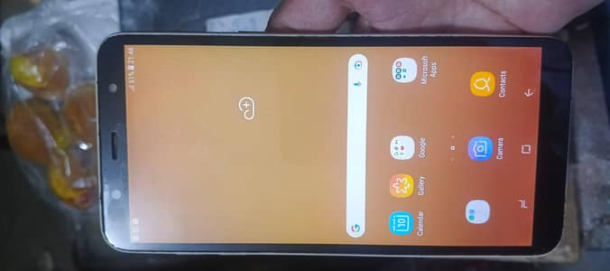 Samsung Mobile J8