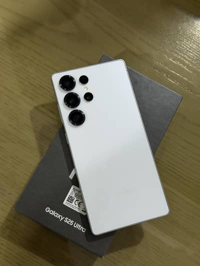 Samsung Mobile S25 Ultra