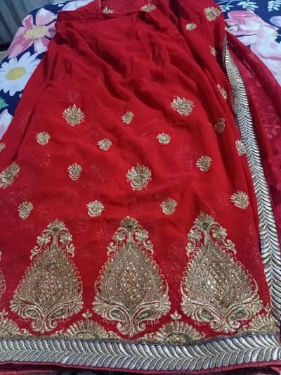 red sari indion no used