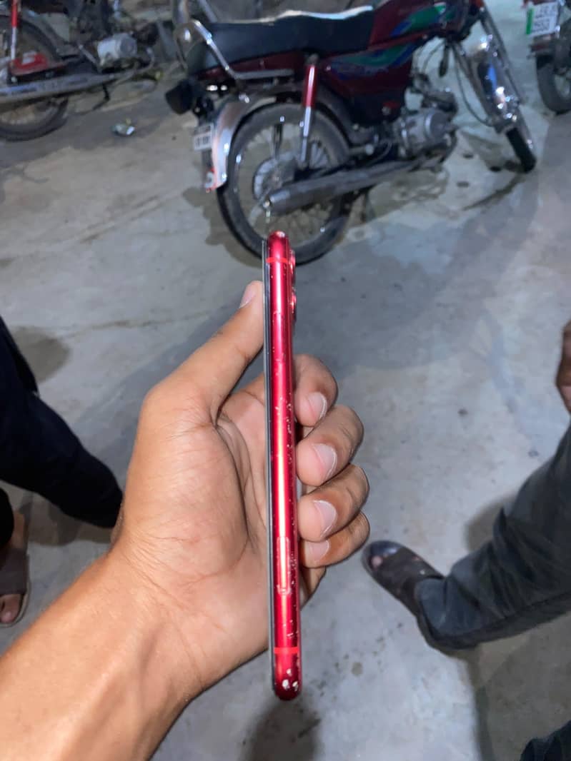 Apple iPhone 11 2