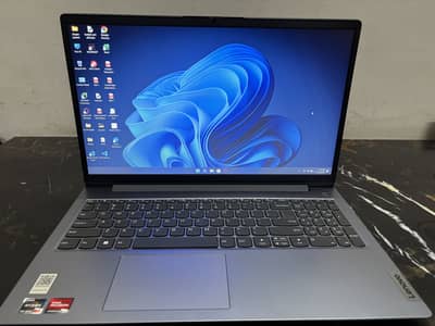 Like New! Lenovo V15 G4 | Ryzen 5 7520u