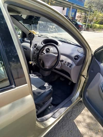 Genuine Toyota Platz 2002 Register 2006