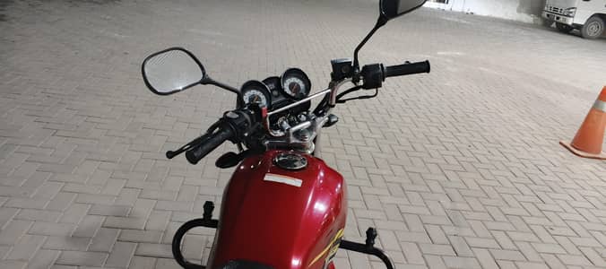 Yamaha YB-125Z DX