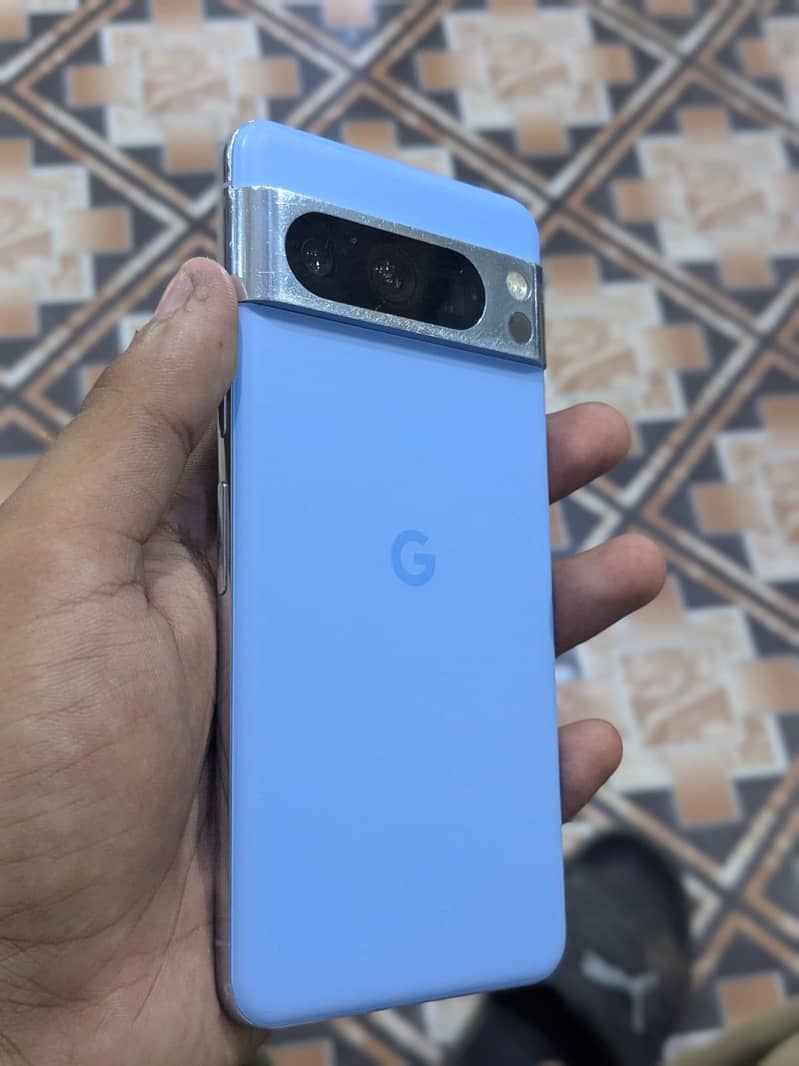 Google Pixel 8 Pro 0