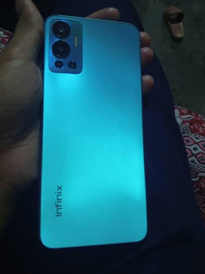 Infinix Hot 12