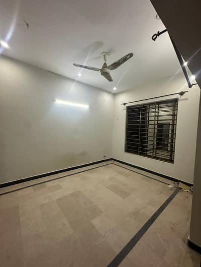 G-13/1 ground portion 4 marla for Rent