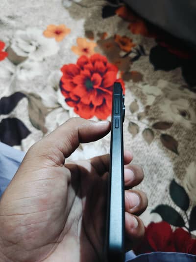 Poco f6 pro /x6     1tb.