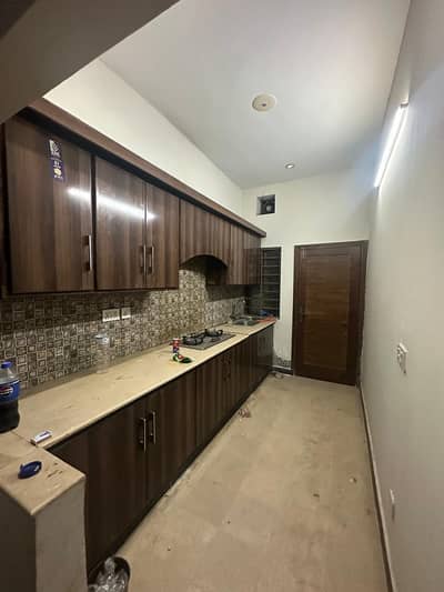 G-13/4 upper portion for rent 4 marla