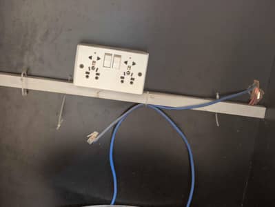 Cubicle Office Table Electricity Wiring