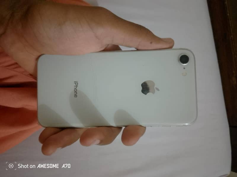 Apple iPhone 8 0
