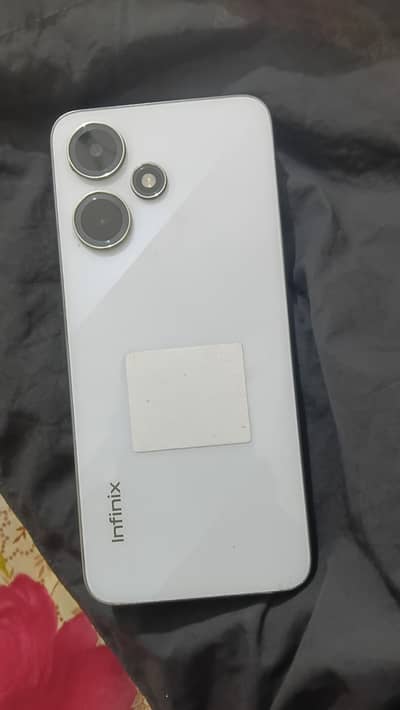 Infinix Hot 30 Play