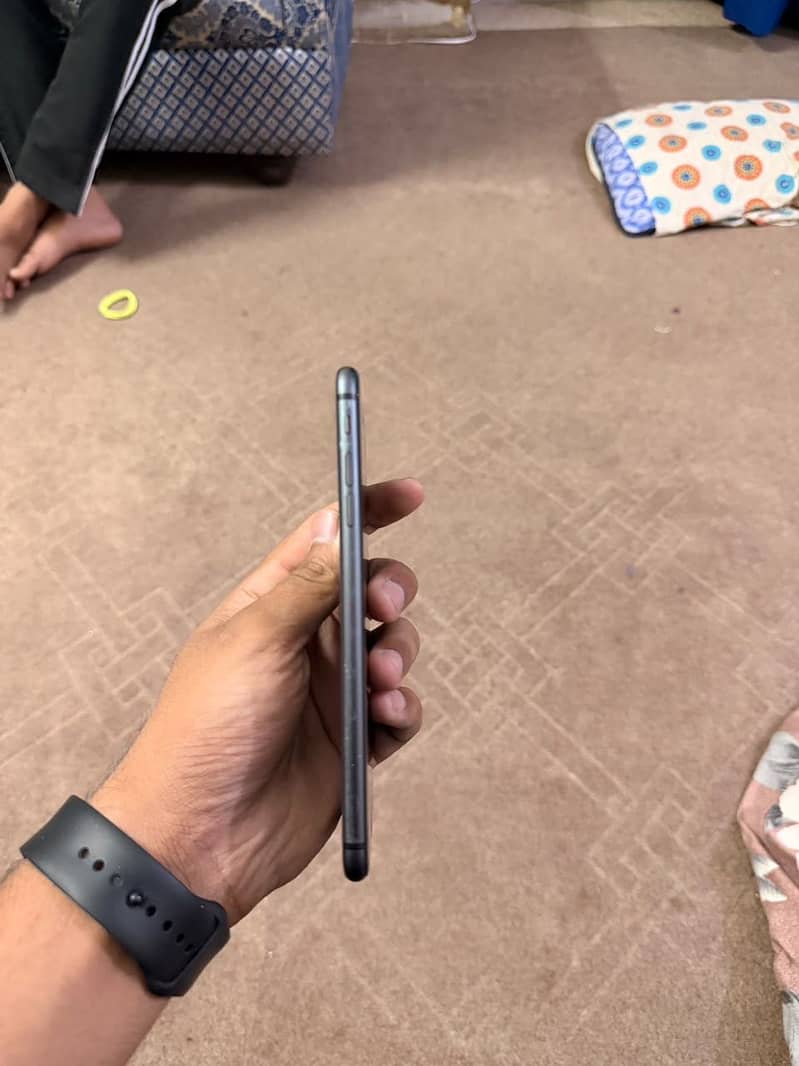 Apple iPhone 8 Plus 2