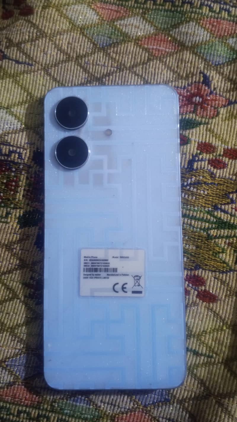 Realme Note 60 4