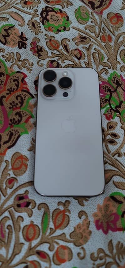 Apple iPhone 16 Pro