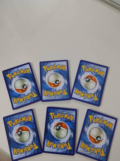 6 Pokemon cards