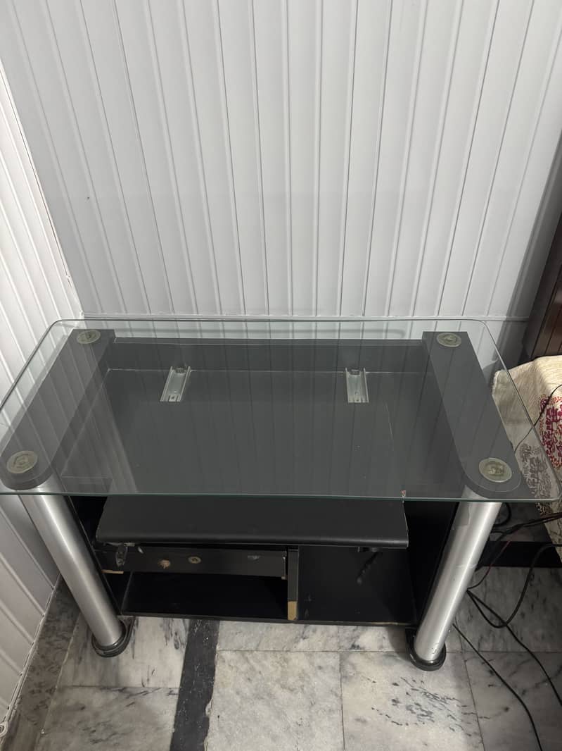 Office/Computer/TV/Study table 1