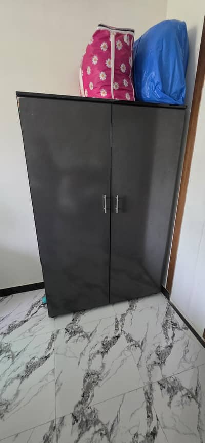 kids wardrobe