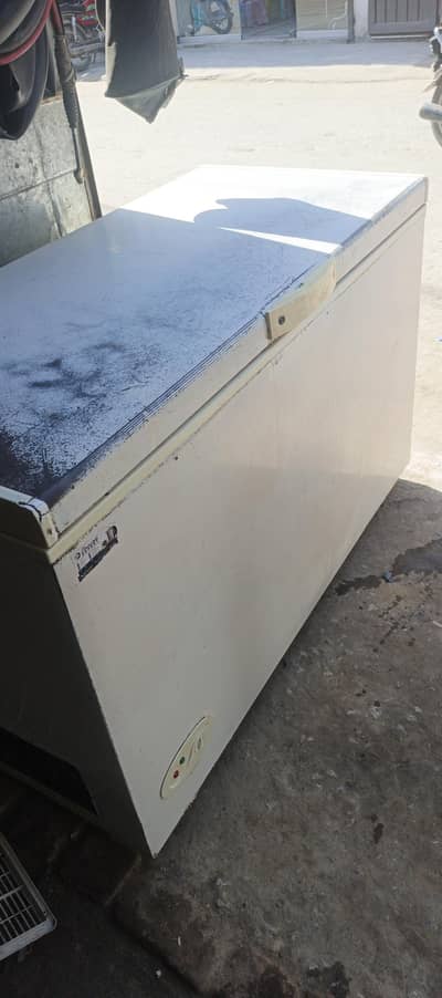 Deep Freezer for sale