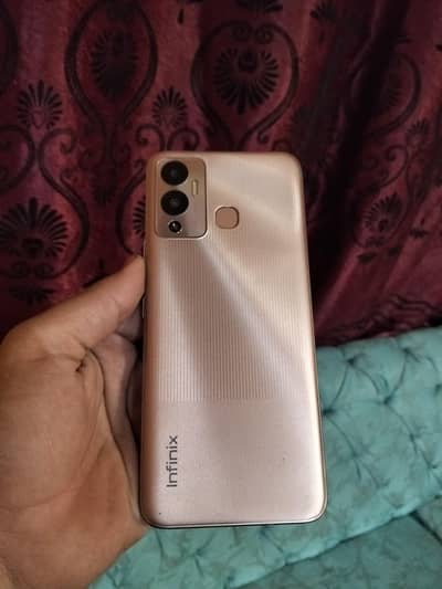 Infinix Hot 12 Play