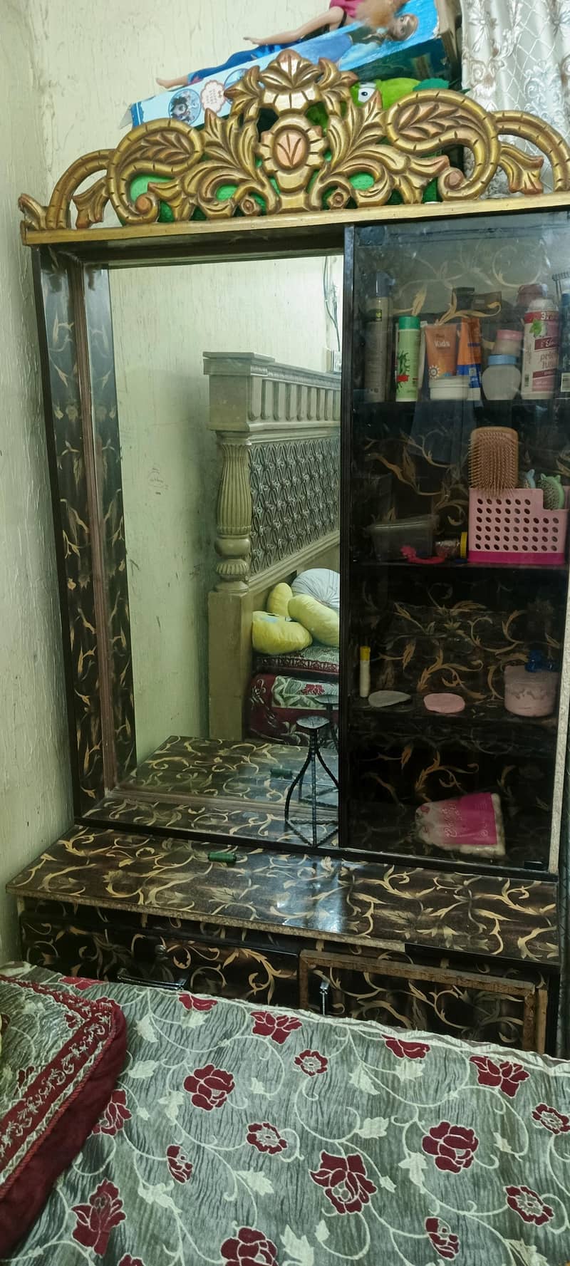 dressing table 0