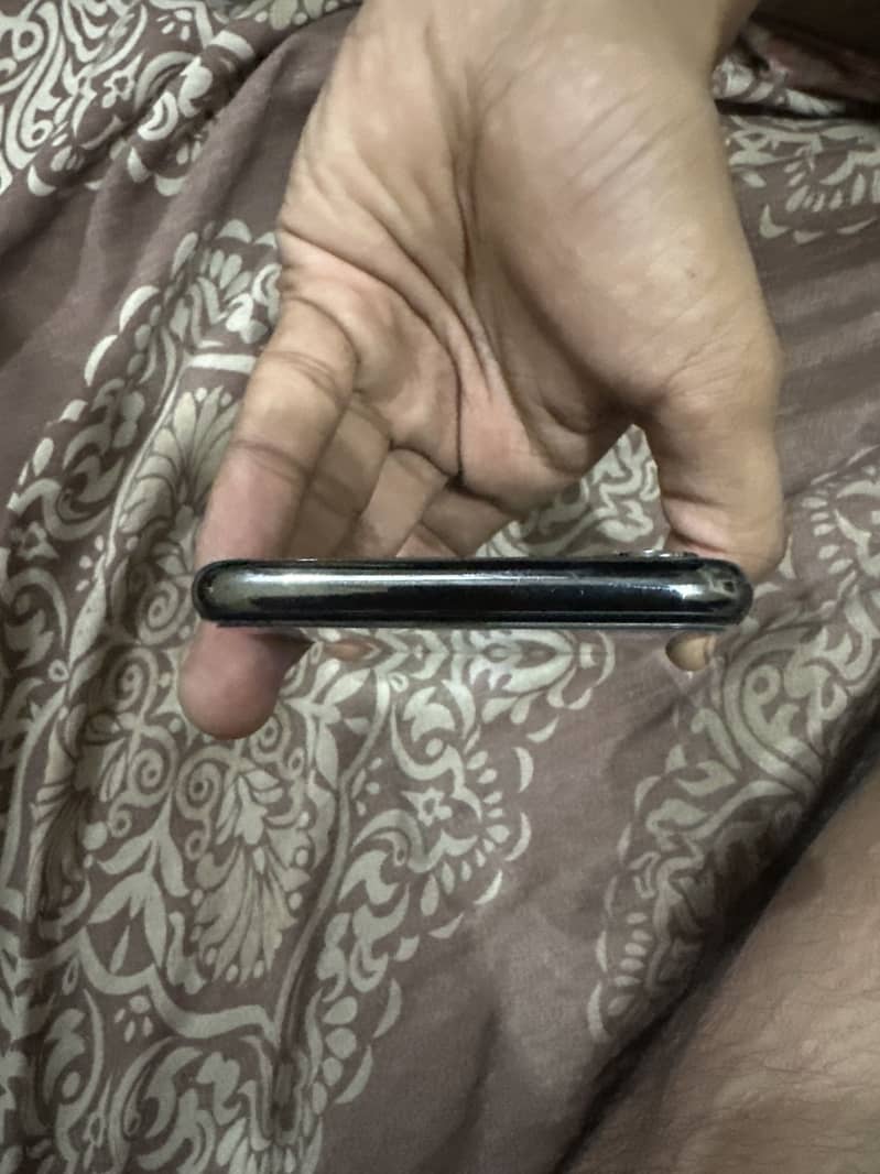 iPhone X 5