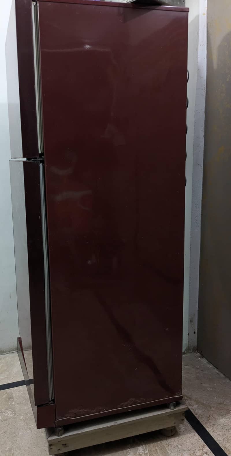 refrigerator 0