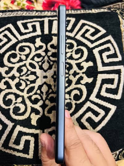 dcode cygnal ultra 8/128gb urgent sale