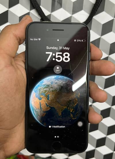 Apple iPhone SE 2022