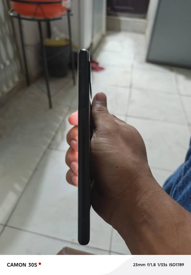 Google Pixel 6a 1