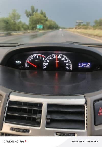 Toyota Vitz 2008