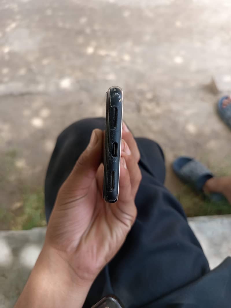Google Pixel 4 3