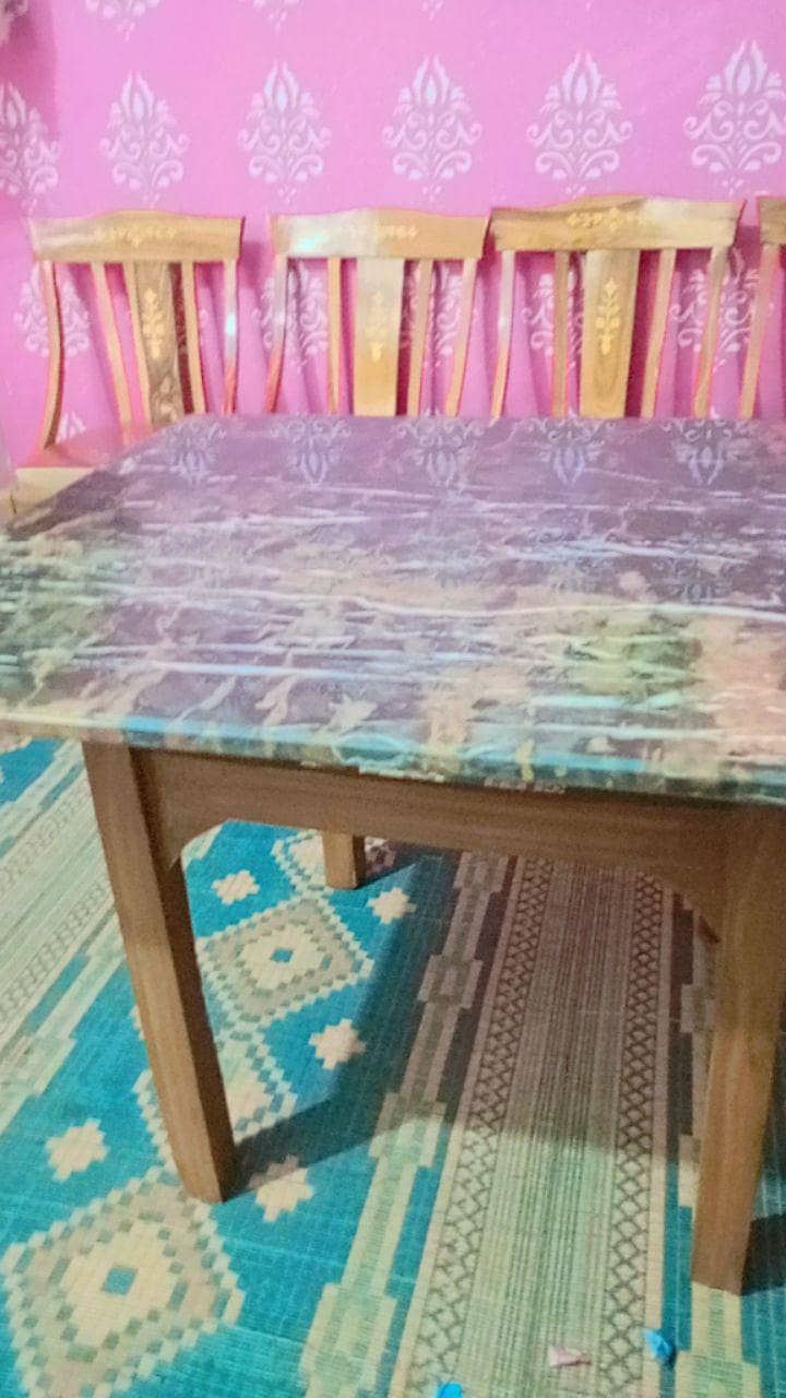 Table & Chairs 1