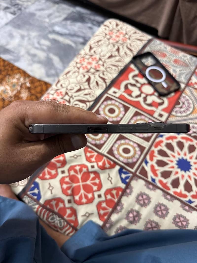 IPhone 13 Pro 2