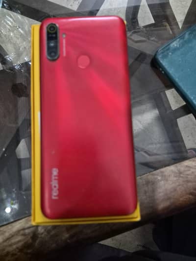 Realme C3 3 /32 Read add