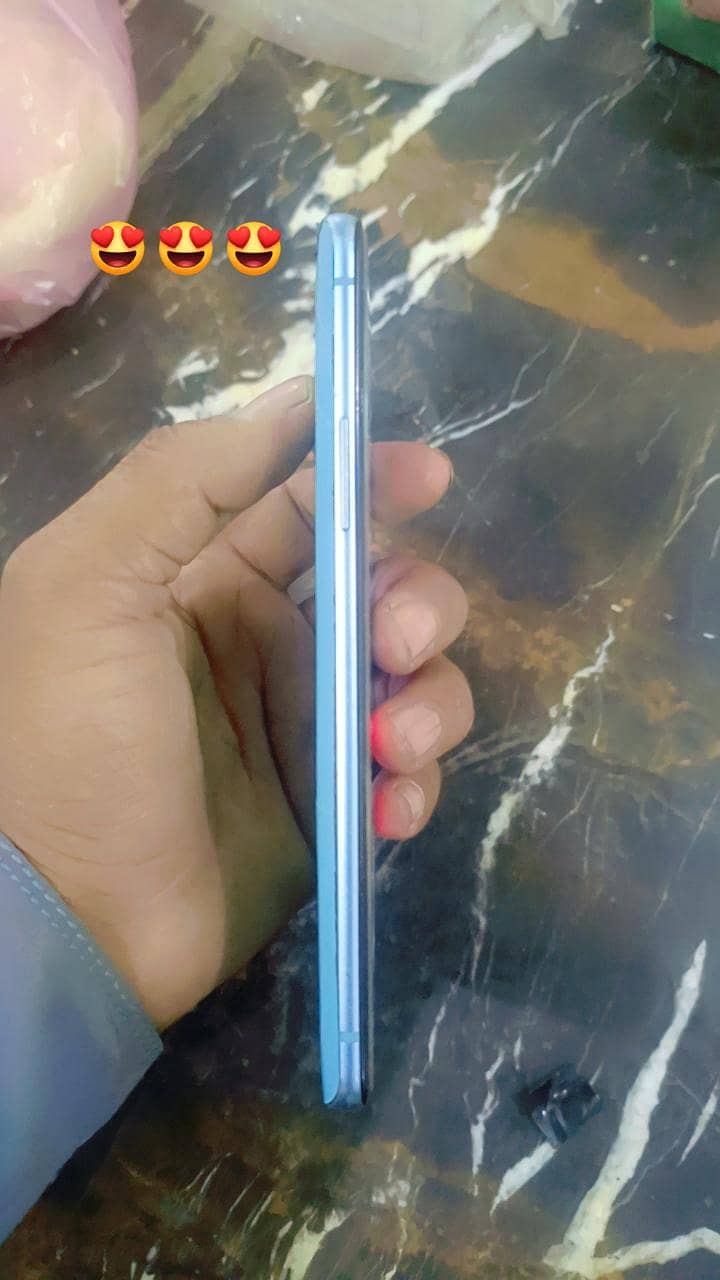 One Plus 9R 3