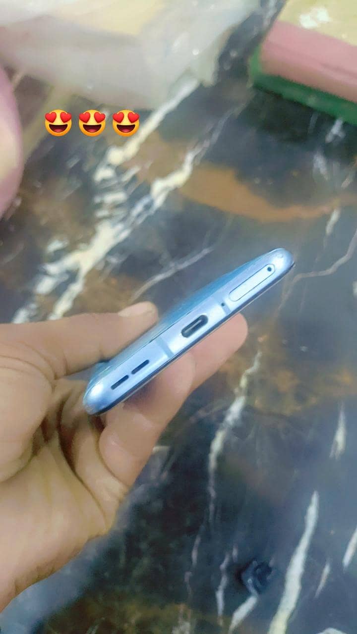 One Plus 9R 5