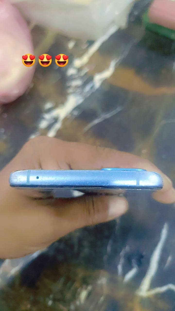 One Plus 9R 6