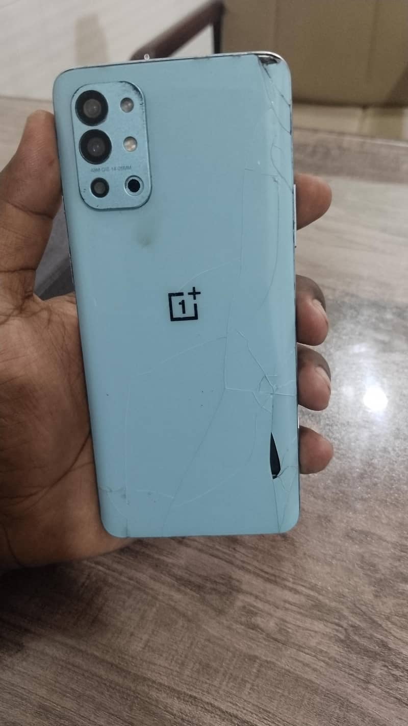 One Plus 9R 2