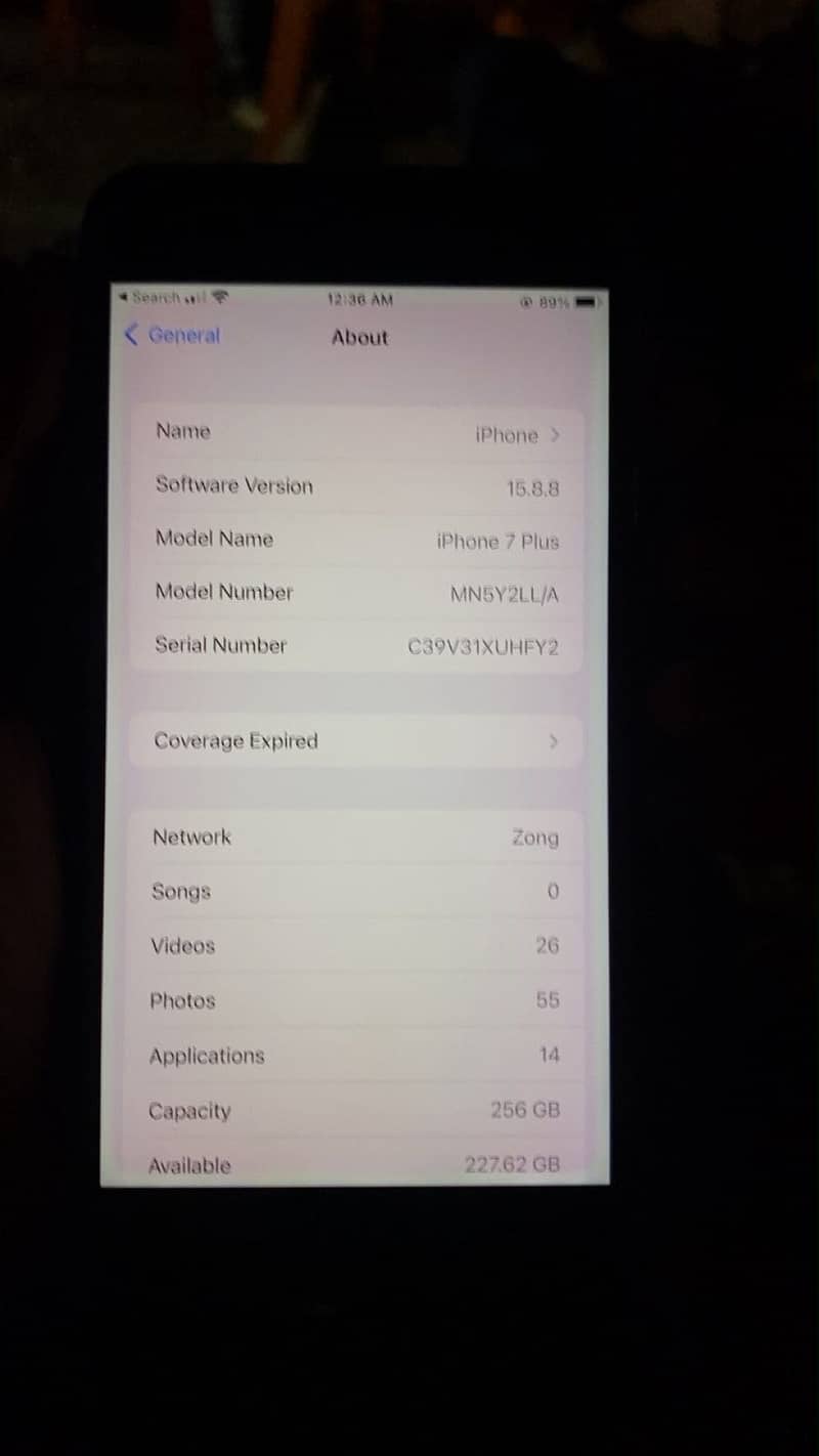 Apple iPhone 7 Plus 0