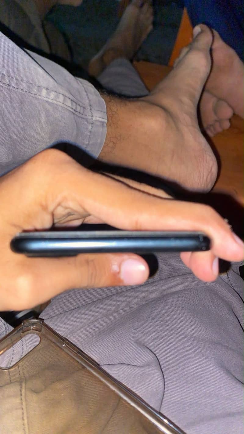 Apple iPhone 7 Plus 5