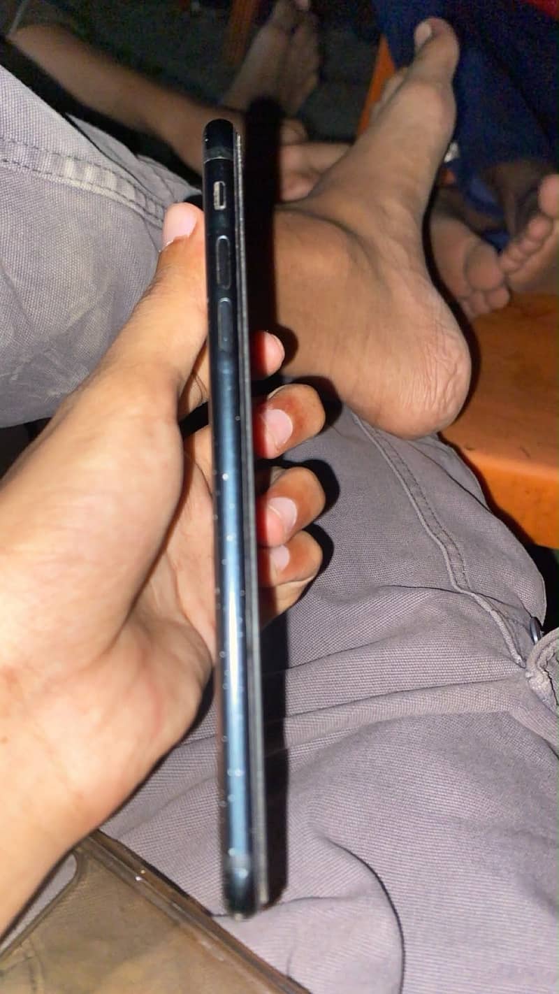 Apple iPhone 7 Plus 6