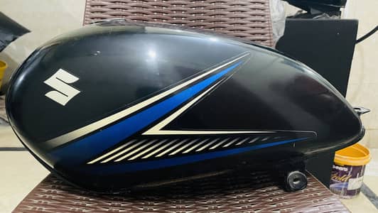 Suzuki GS 150 original tank