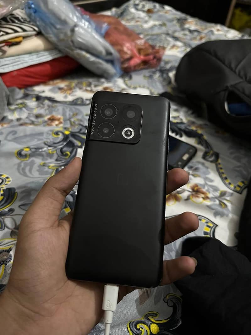 One Plus 10 Pro 3