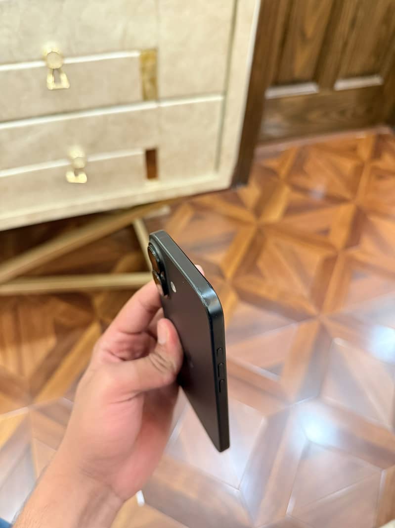 iphone 16 0
