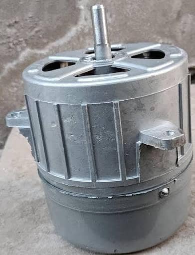 MOTOR 220V AC WITH FAN & MOVING MOTOR