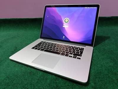 Macbook Pro 15 2015 Core i7 Quad Core 16GB Ram 256GB SSD Fresh Import