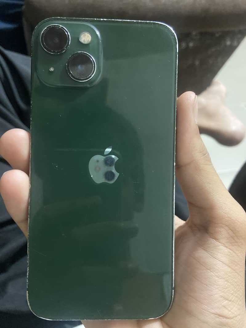 Apple iPhone 13 2