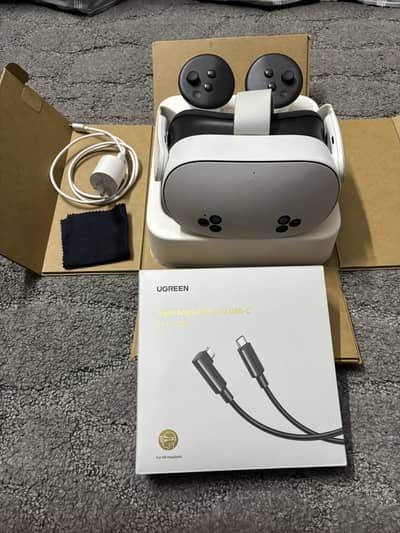 Meta oculus quest 3s vr headset almost new