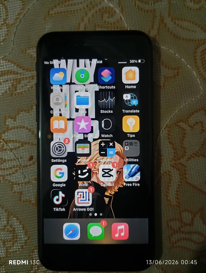 Apple iPhone 7 3