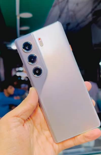 Tecno CAMON 40 Pro